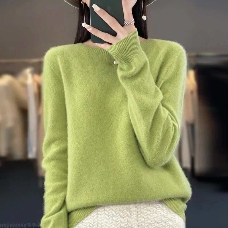 Pullover damski – Luźny krój z miękką fakturą - 3 - Stylpuls
