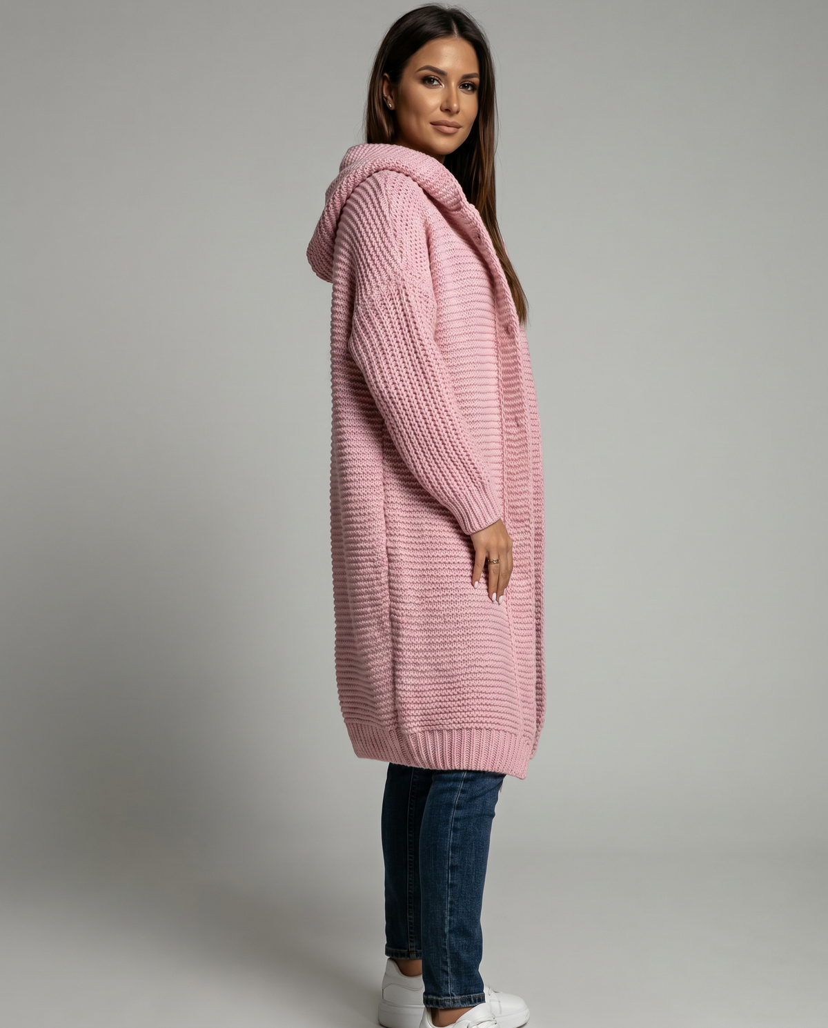 Damski kardigan oversize z kapturem i guzikami - 3 - Stylpuls