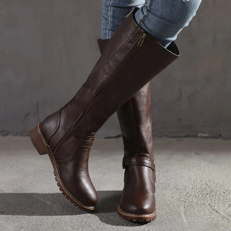 Damskie buty do kolan z klamrą i solidną podeszwą - 1 - Stylpuls
