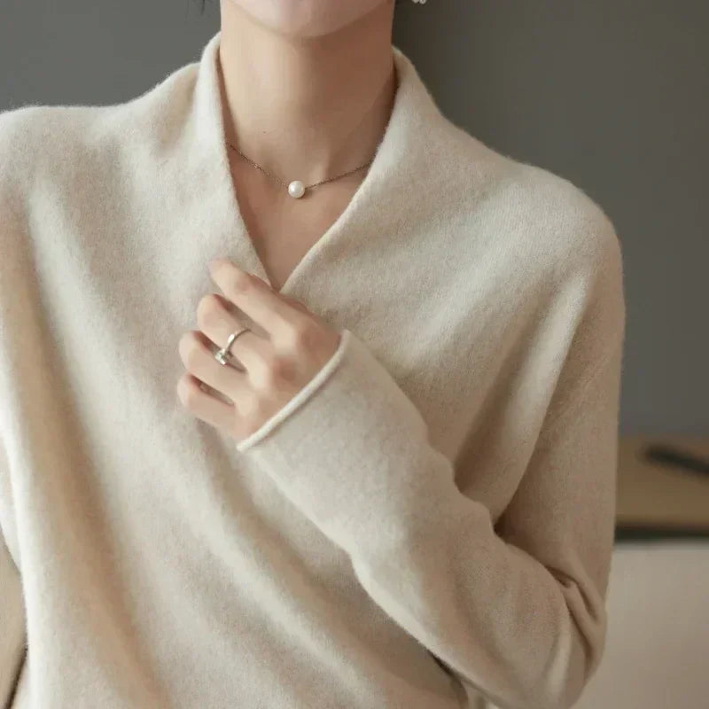 Elegancki Kaszmirowy Sweter Kopertowy Damski z Dekoltem V | S&P