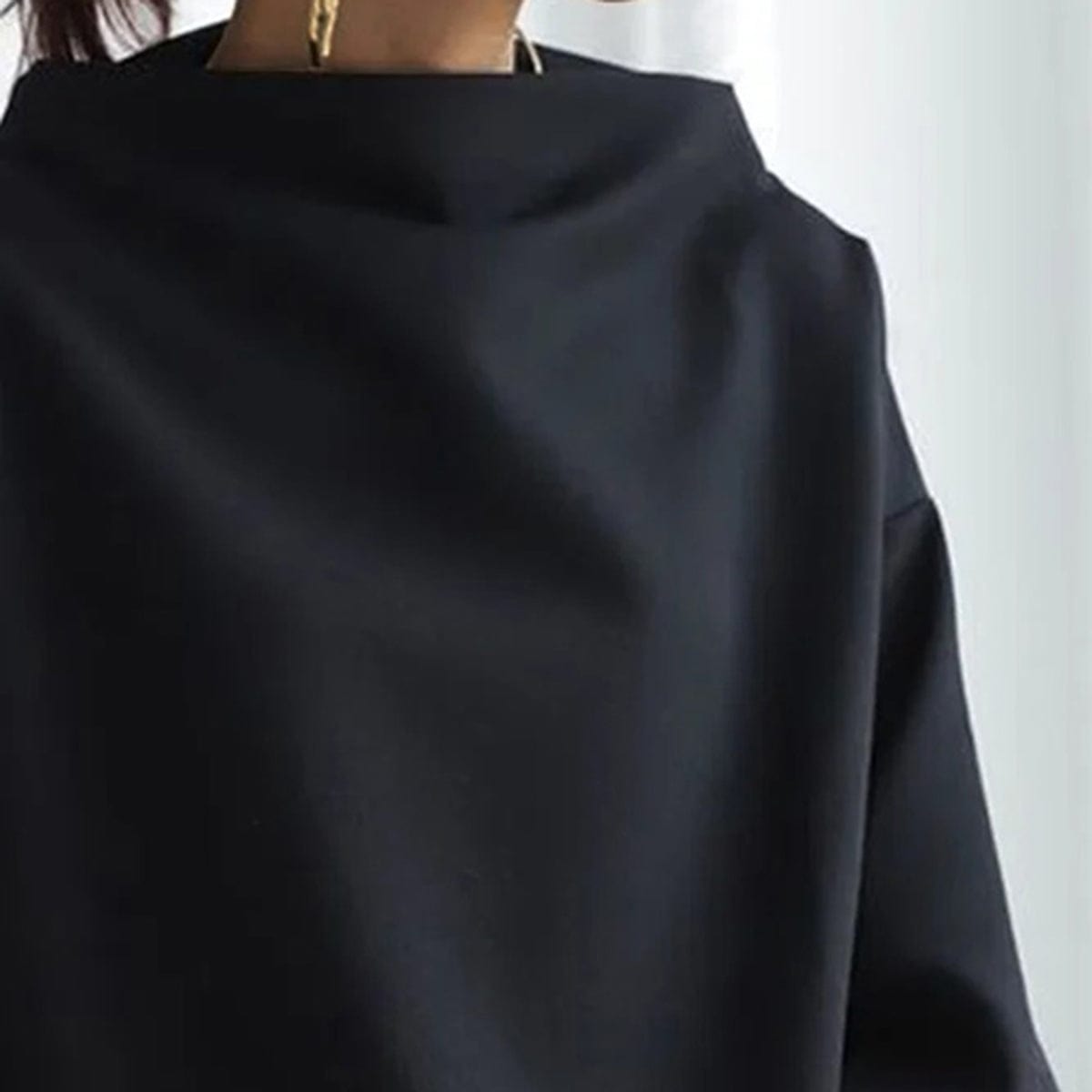Damski Elegancki Sweter z Dekoltem Kopertowym i Luźnym Krojem | S&P